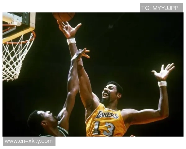 杜伦在场时球队攻防表现卓越净效率排名联盟第二引发关注