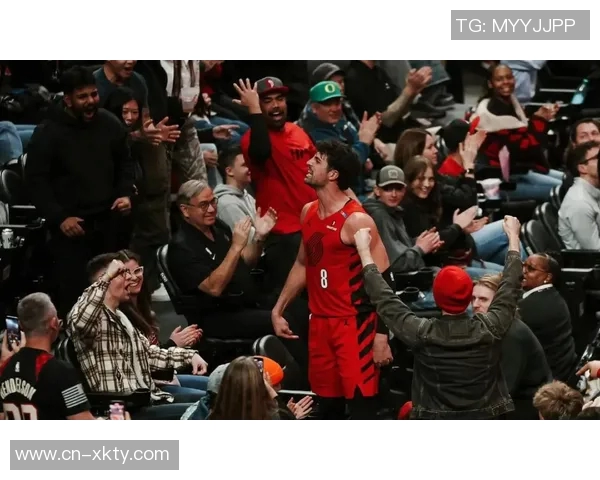 阿夫迪亚表现起伏25分6板8助攻却遭遇末节低迷失误增多 阿夫迪亚表现起伏25分6板8助攻却遭遇末节低迷失误增多