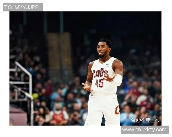 米切尔回应下半场零分表现称双腿沉重并无大碍 米切尔回应下半场零分表现称双腿沉重并无大碍