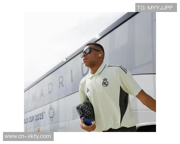 阿拉巴称赞姆巴佩为最佳球员自信能全场出战90分钟 阿拉巴称赞姆巴佩为最佳球员自信能全场出战90分钟